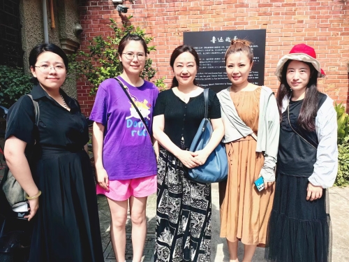 【上海职业学校】上海市职业教育 李玉形象设计名师工作室